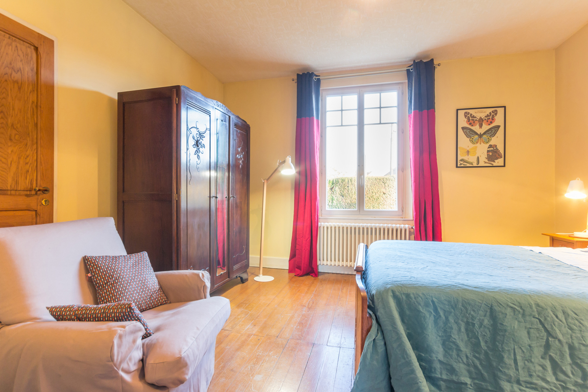 Entire Home Genlis 223789