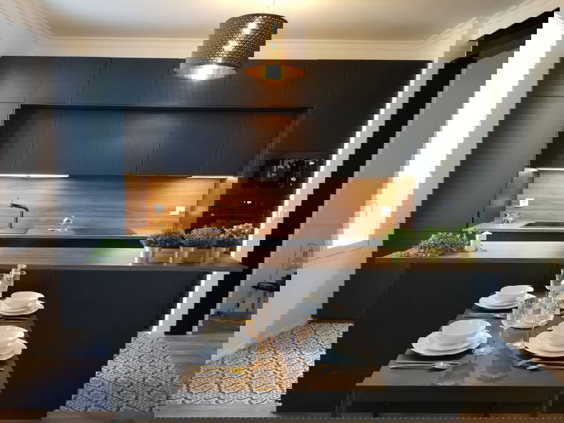 Gastgezin Houilles 381002-4