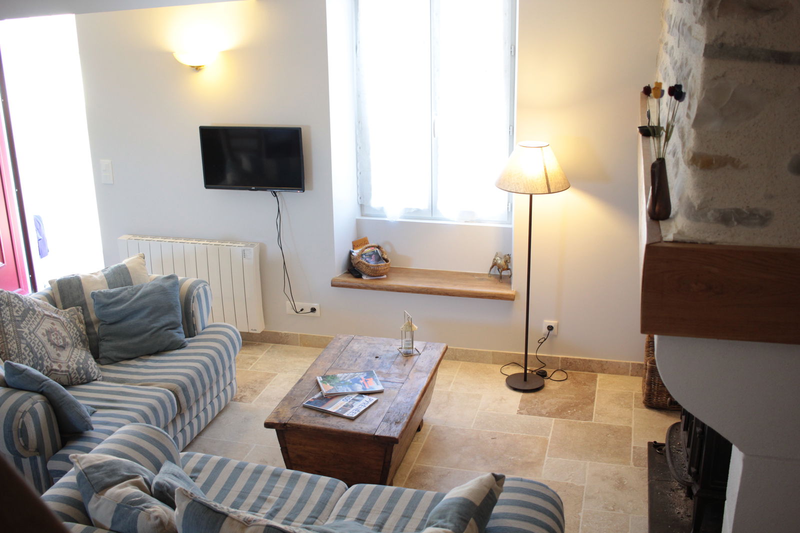 Independent Studio Rontignon 190180