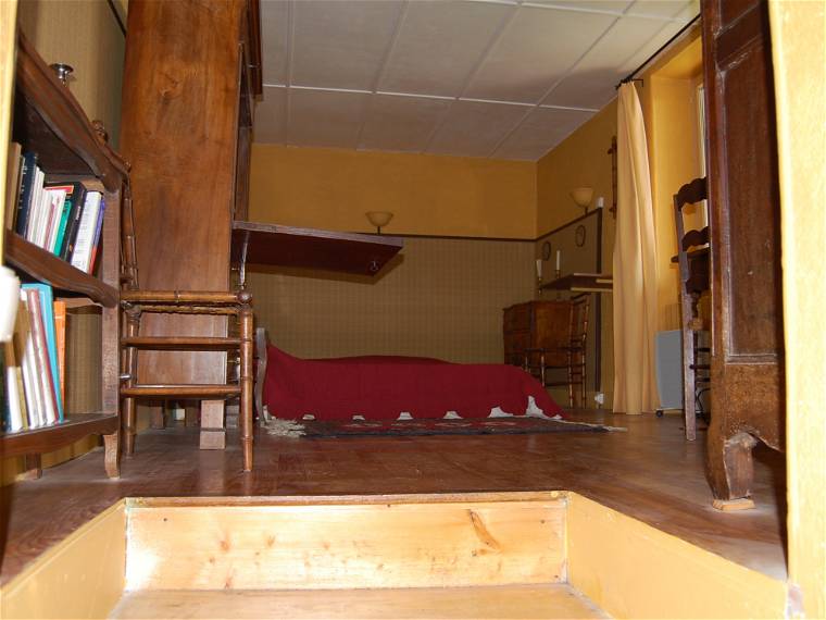 Chambre À Louer Valsonne 47182