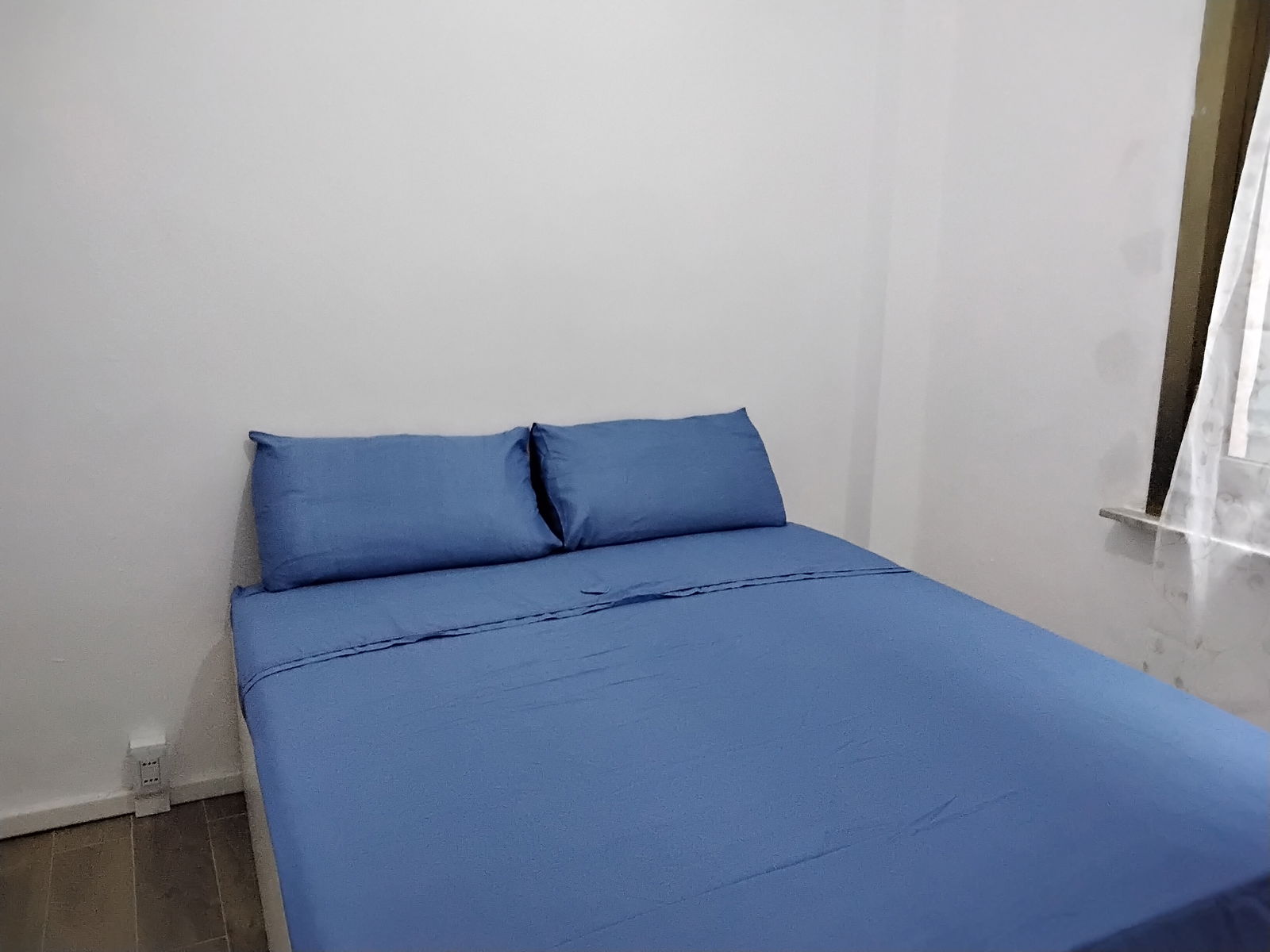 Independent Studio Genova 265740