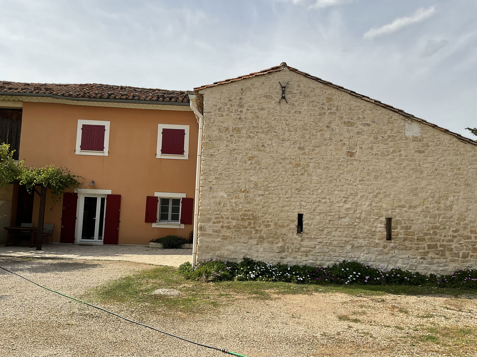 Entire Home Pernes-les-Fontaines 206478