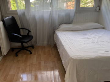 Colocation Cergy 264358-5