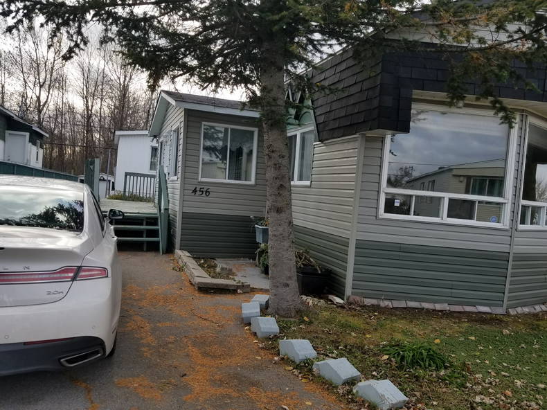 Colocation Laval 39218-3