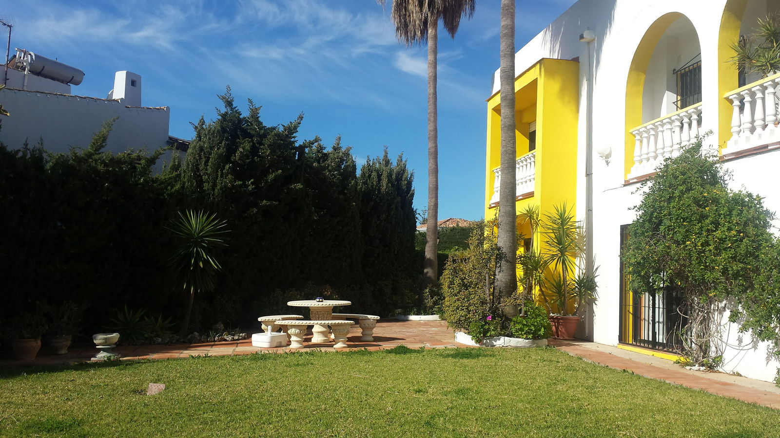 Independent Studio Estepona 102518