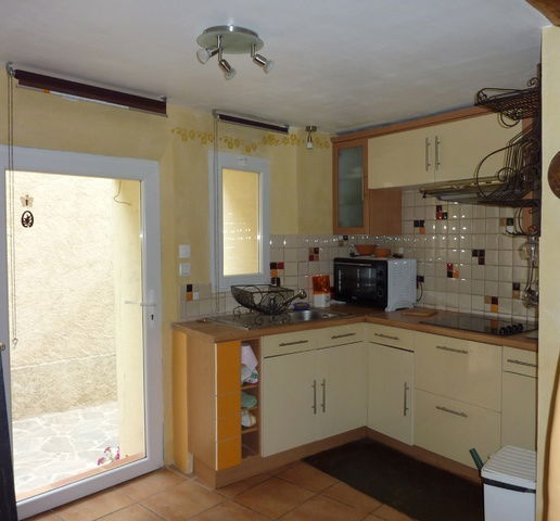 Oberoende Studio Caramany 54036