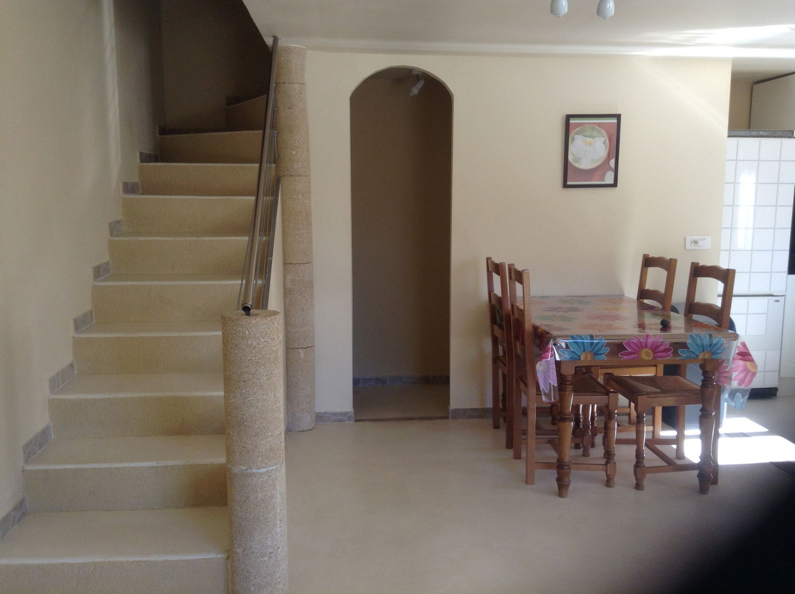 Oberoende Studio Domazan 80190