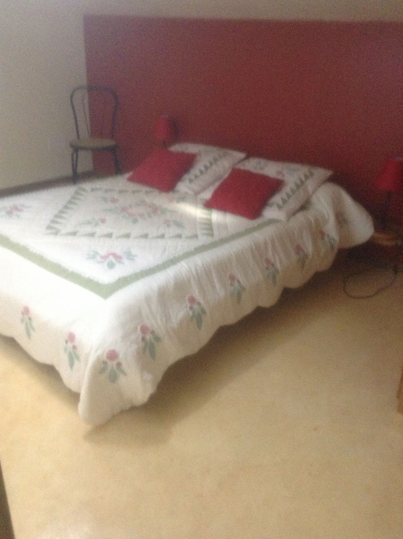 Oberoende Studio Domazan 80190