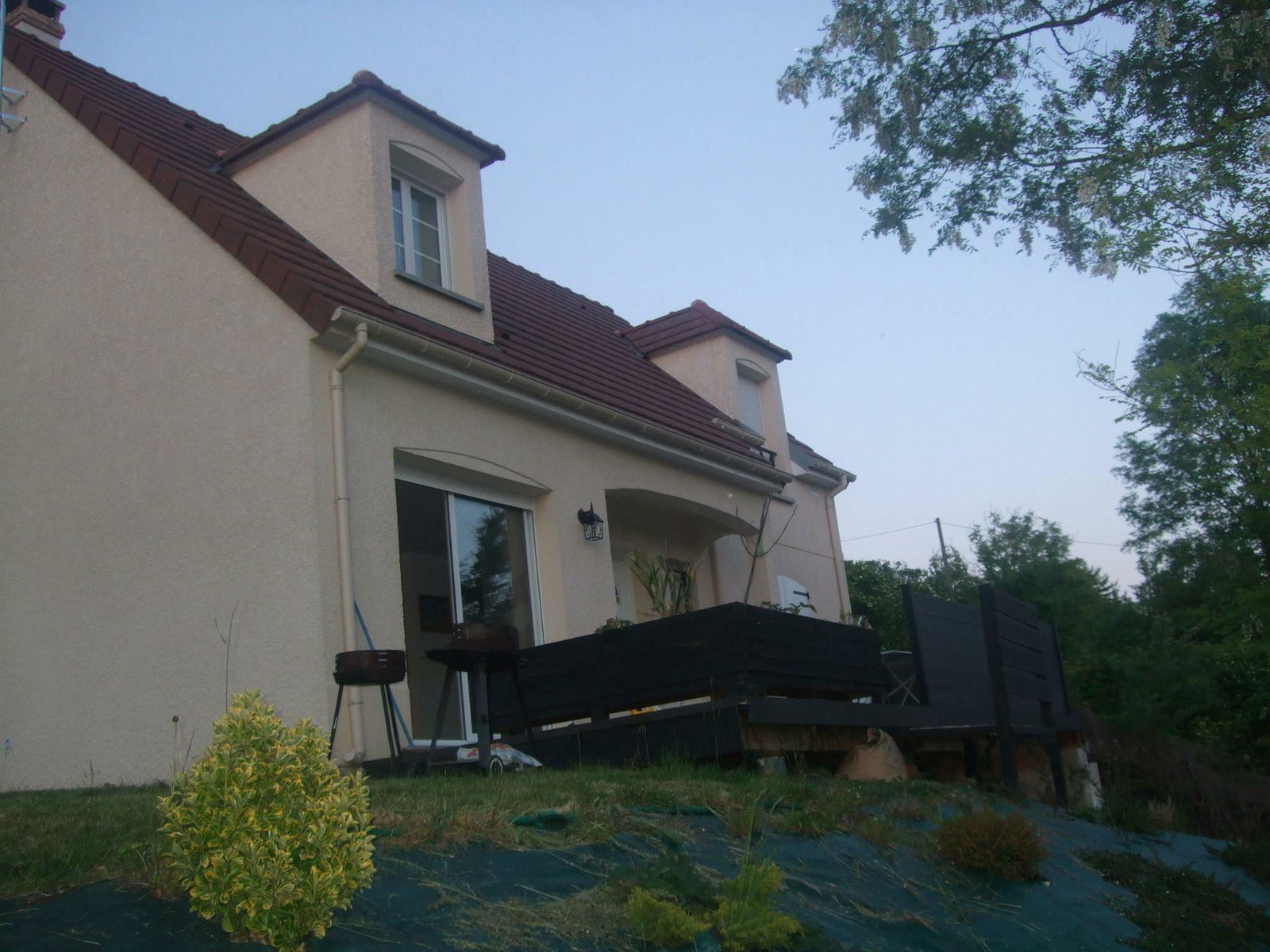 Oberoende Studio Condé-Sainte-Libiaire 239193