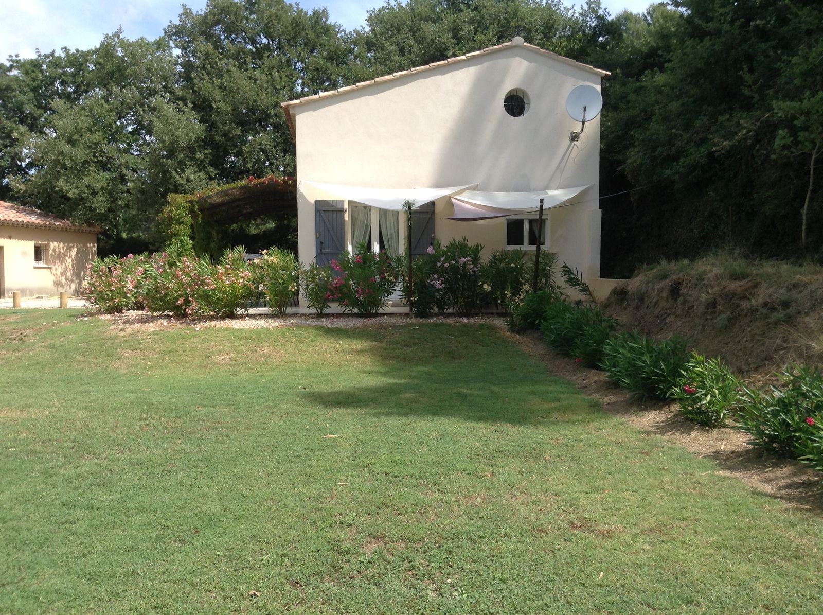 Uafhængigt Studie Domazan 80190