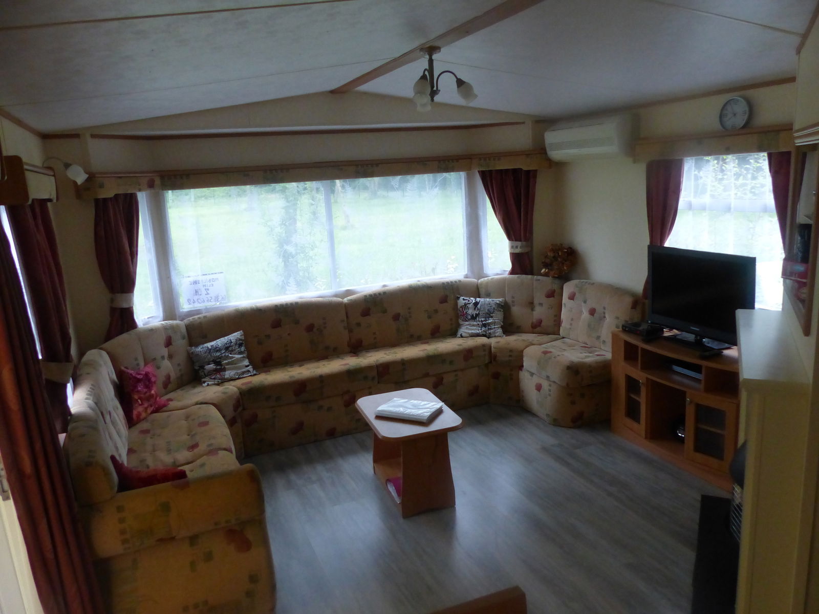 Oberoende Studio Les Mathes 49101