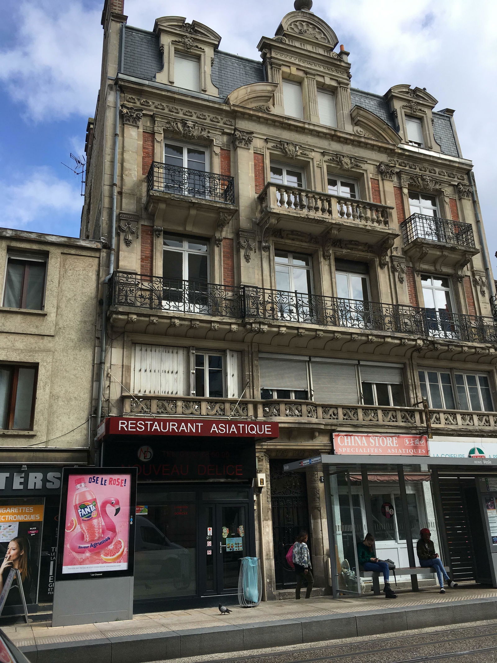 Independent Studio Reims 205090