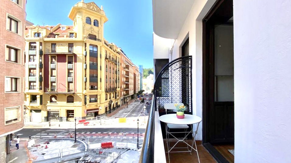 Gastgezin Bilbo 202407