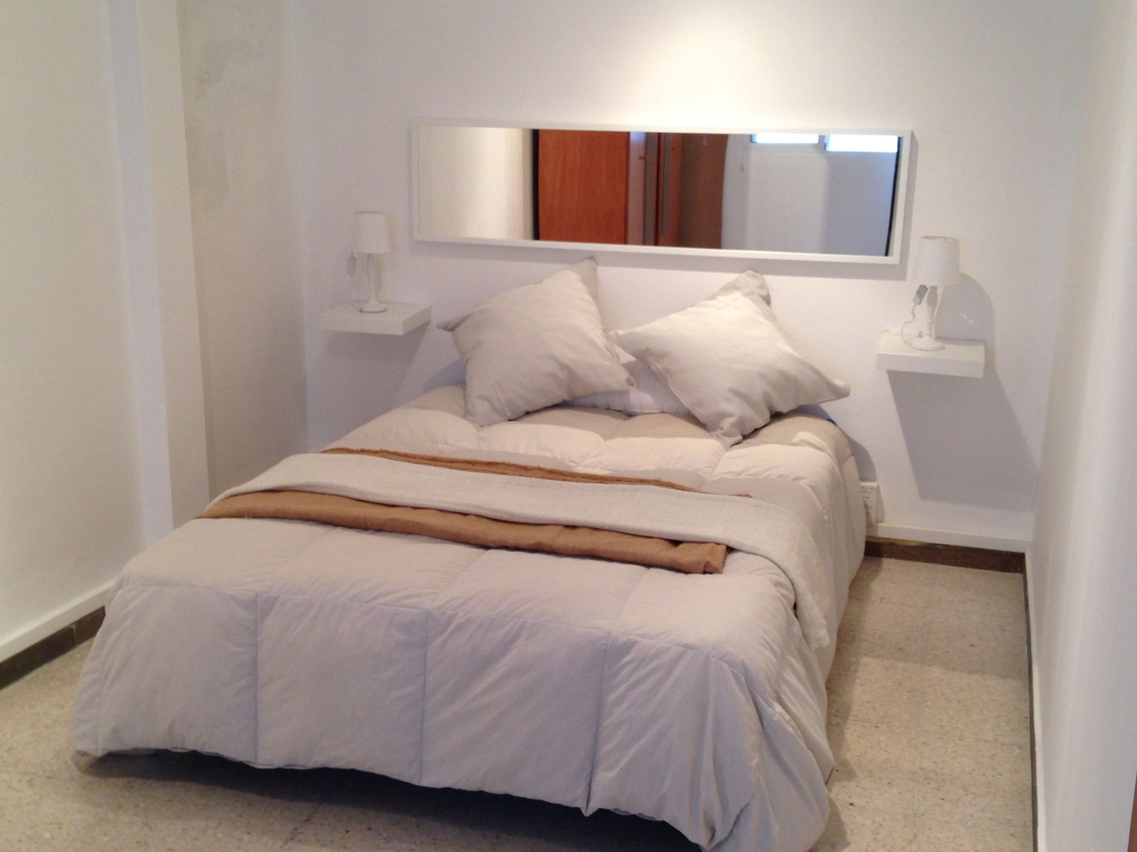 Independent Studio Sevilla 95114