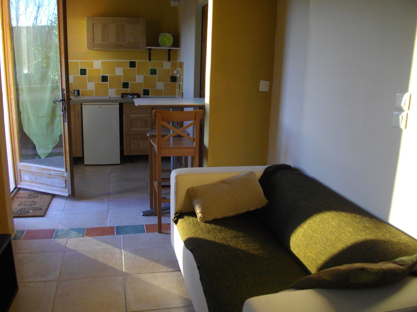 Independent Studio Villeneuve-de-Berg 68470