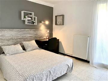 Roomlala | Idéal Etudiant/e, Chambre Sympa Ds Chouette Coloc, 120m2