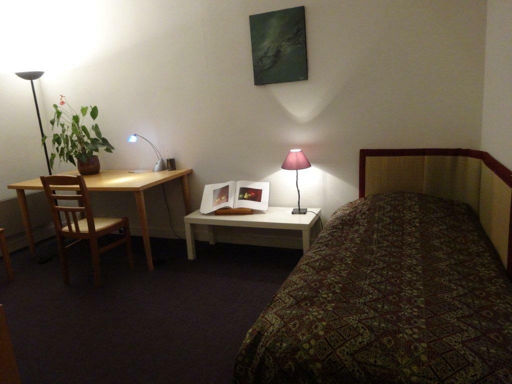 Homestay Paris 16998
