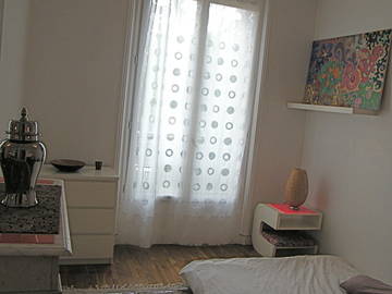 Entire Home Paris 52844-4