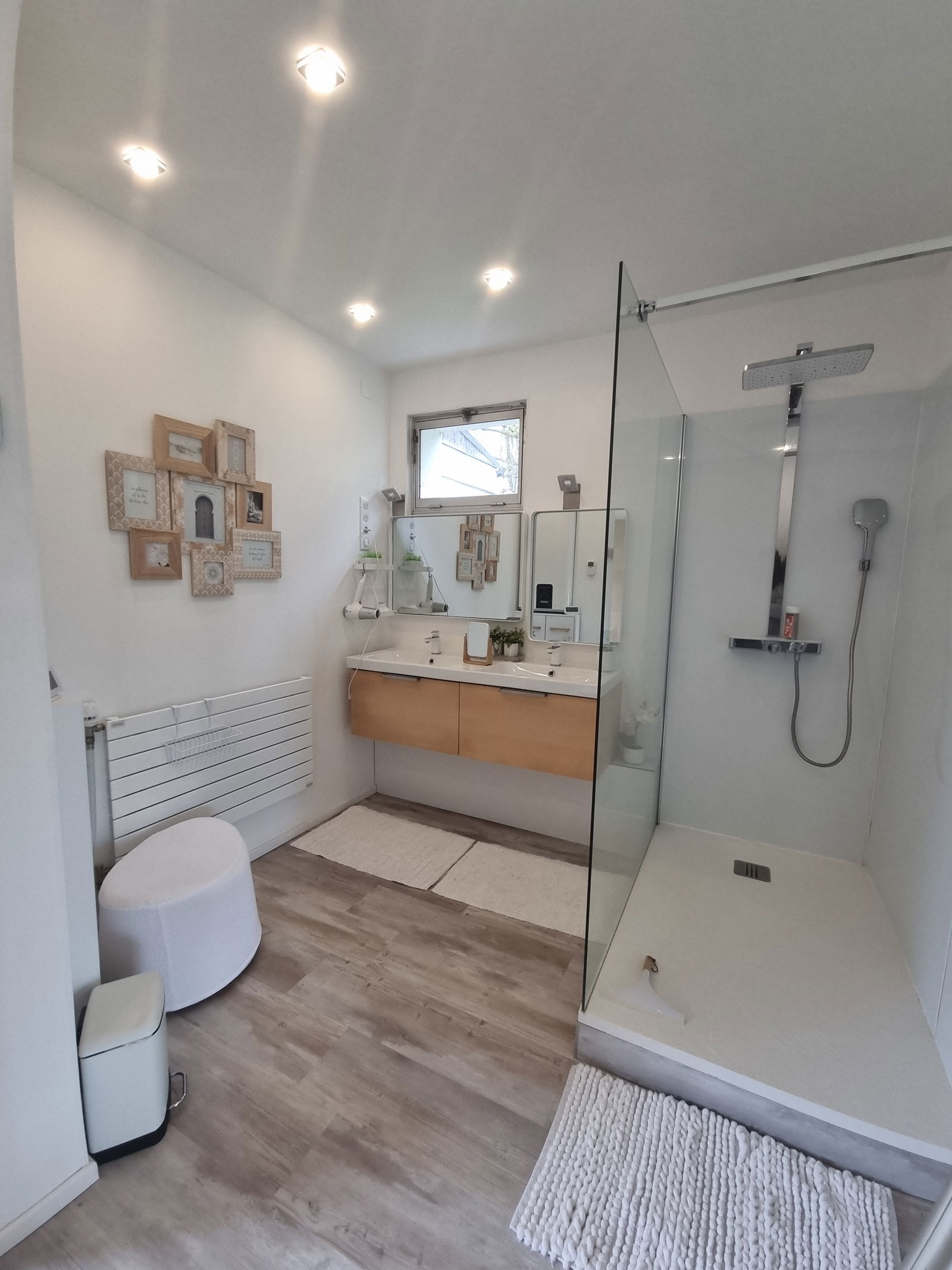 Homestay Elbeuf 483429