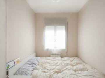 Colocation Madrid 80718-4