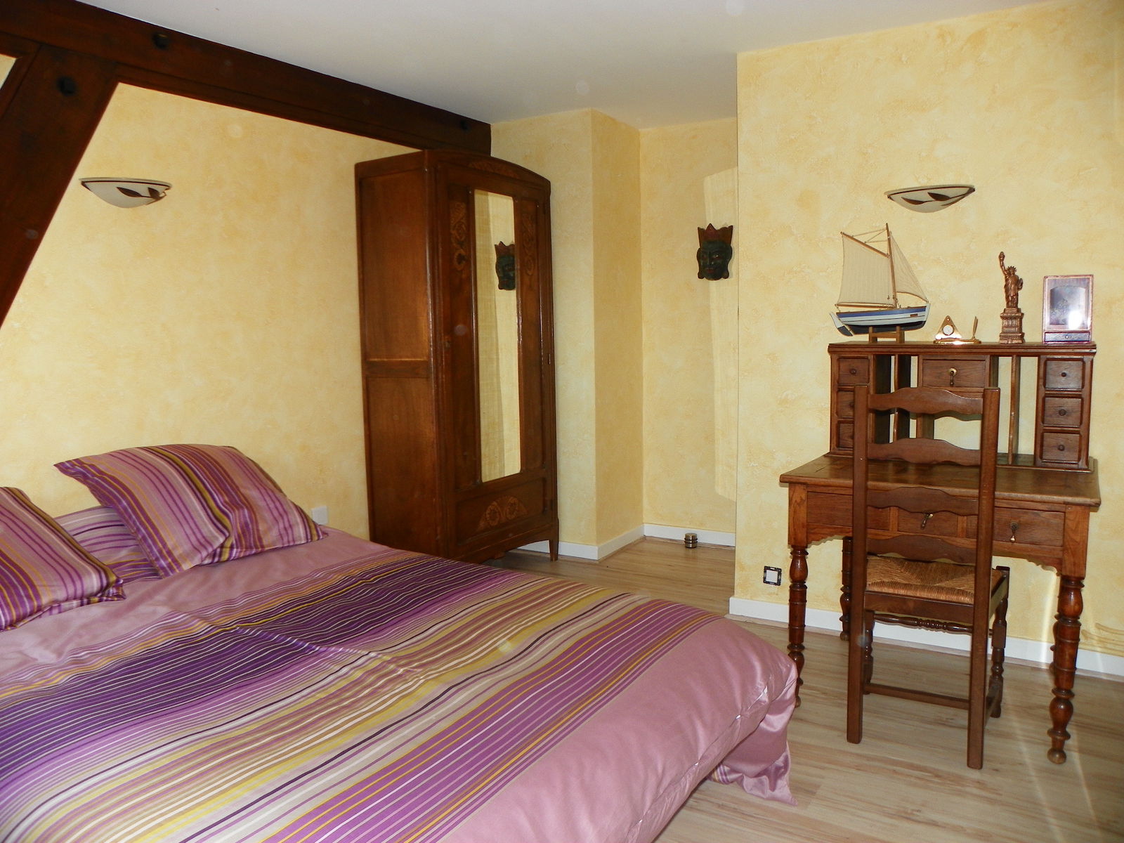 Unabhängiges Studio Boisset-lès-Montrond 81508