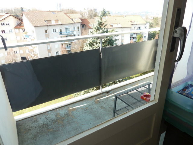 Hemvistelse Lyon 19834