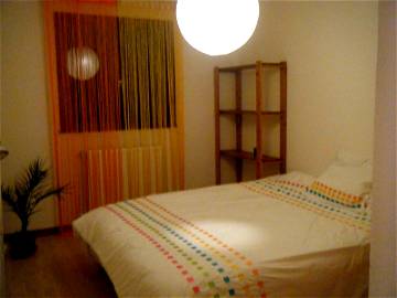Roomlala | Ihr hübsches Zimmer erwartet Sie in einem einladenden Haus