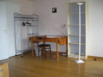 Roomlala | Illkirch: Quarto mobiliado em acomodação compartilhada