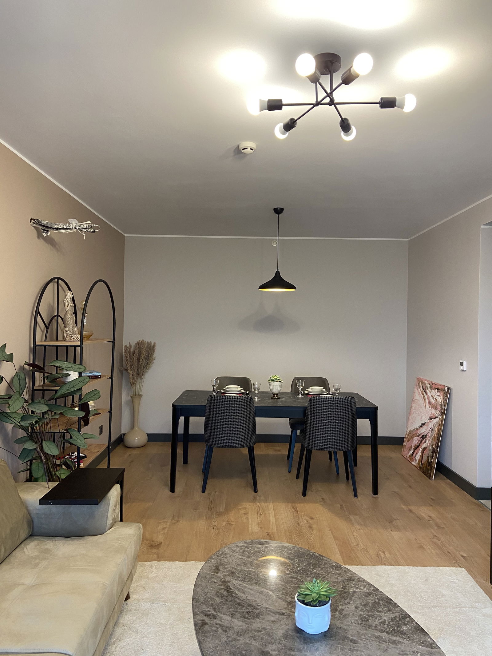Estudio Independiente Kâğıthane 255656