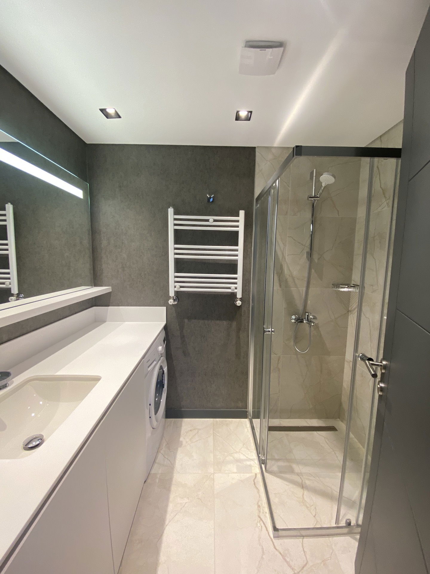 Estudio Independiente Kâğıthane 255656