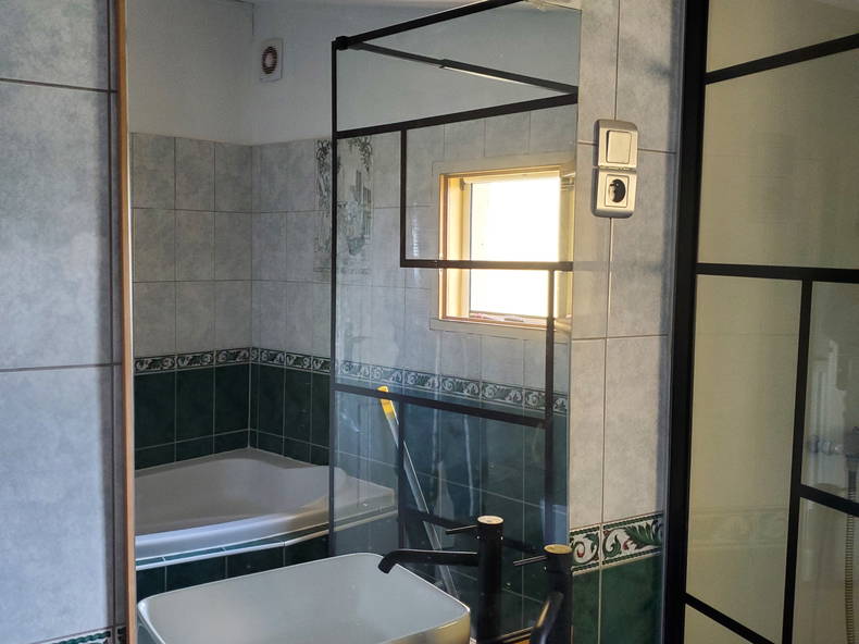 Entire Home Vindry-sur-Turdine 302563-1