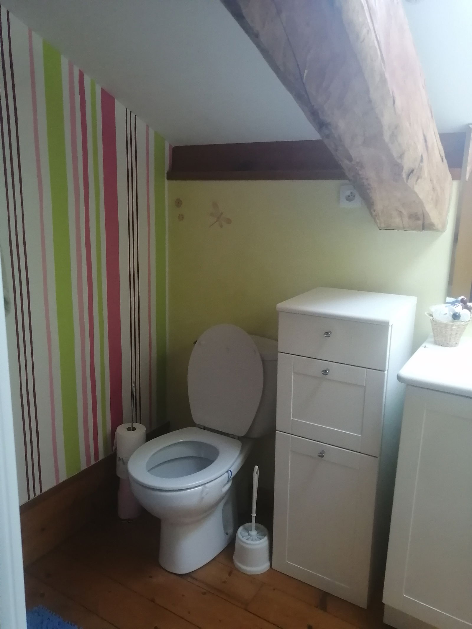 Famiglia Chatonnay 282649