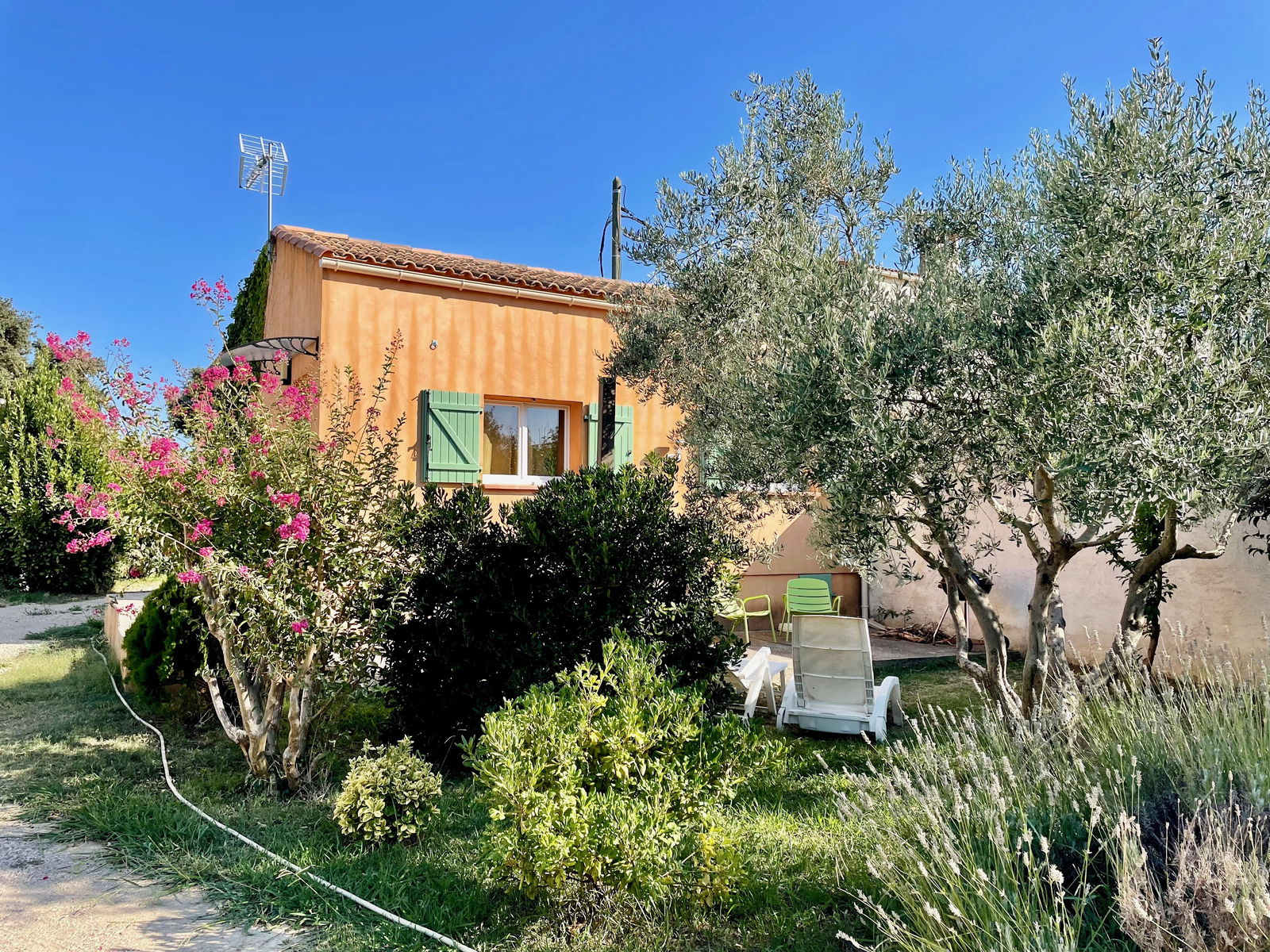 Tutta La Casa Miramas 64079