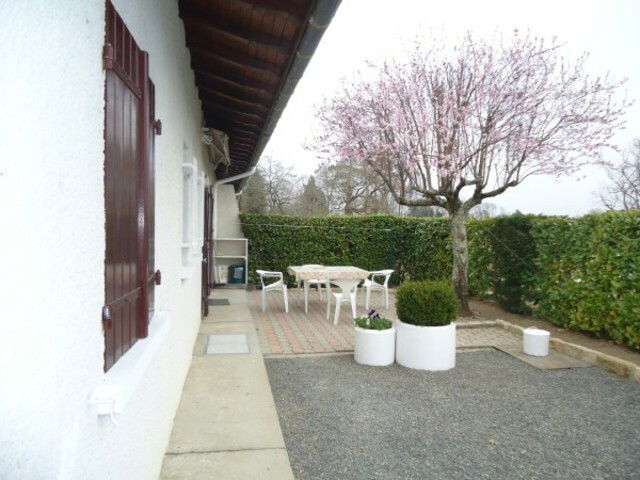 Unabhängiges Studio Oeyreluy 21128