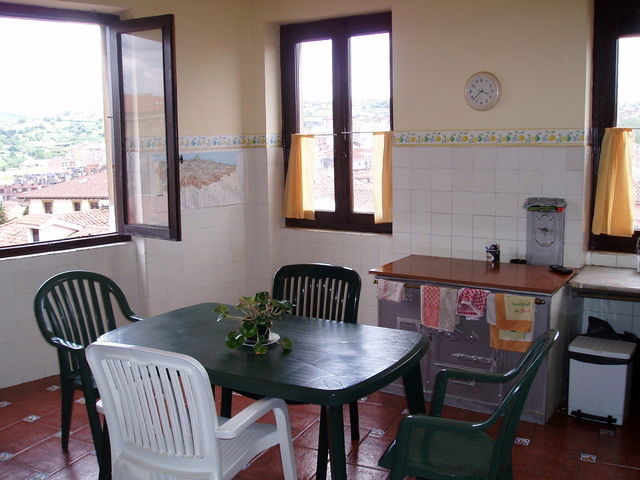 Independent Studio Oviedo 24004