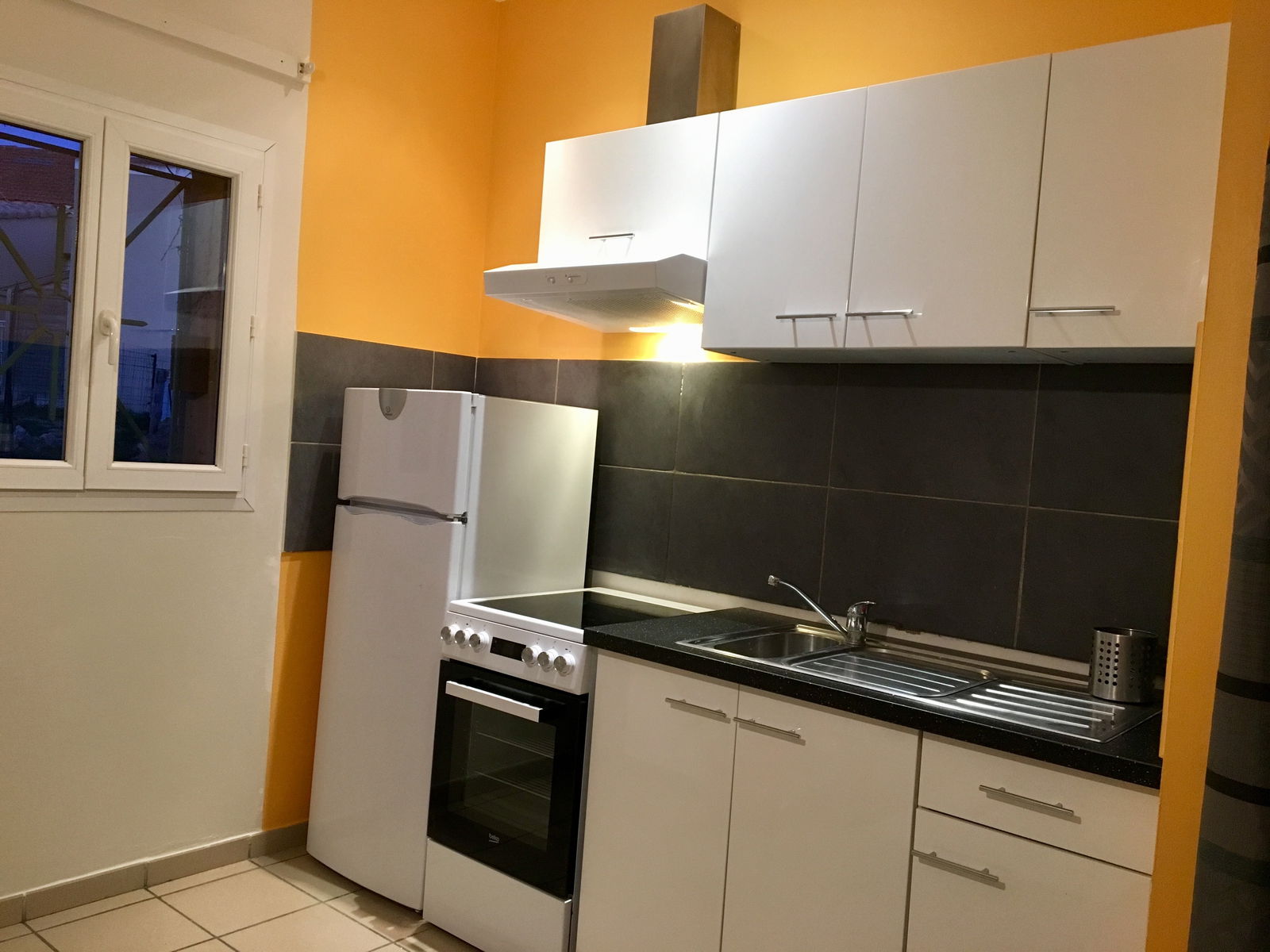 Independent Studio Miramas 64079