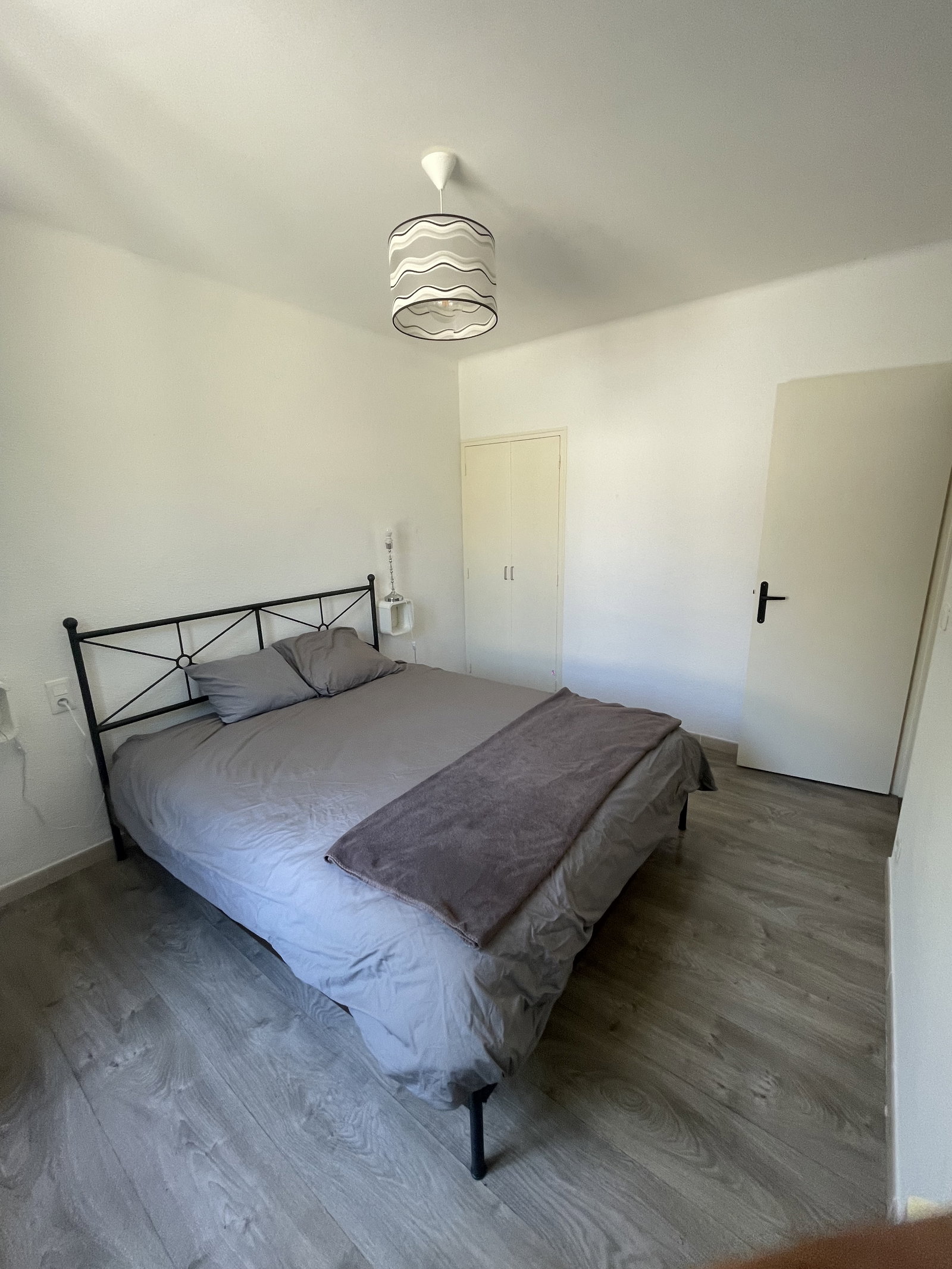Alloggio Condiviso L'Isle-sur-la-Sorgue 667149
