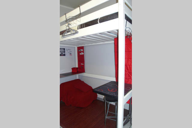Independent Studio Paris 58257