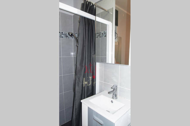 Independent Studio Paris 58257