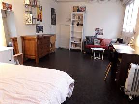 Independent Bedroom/studio
