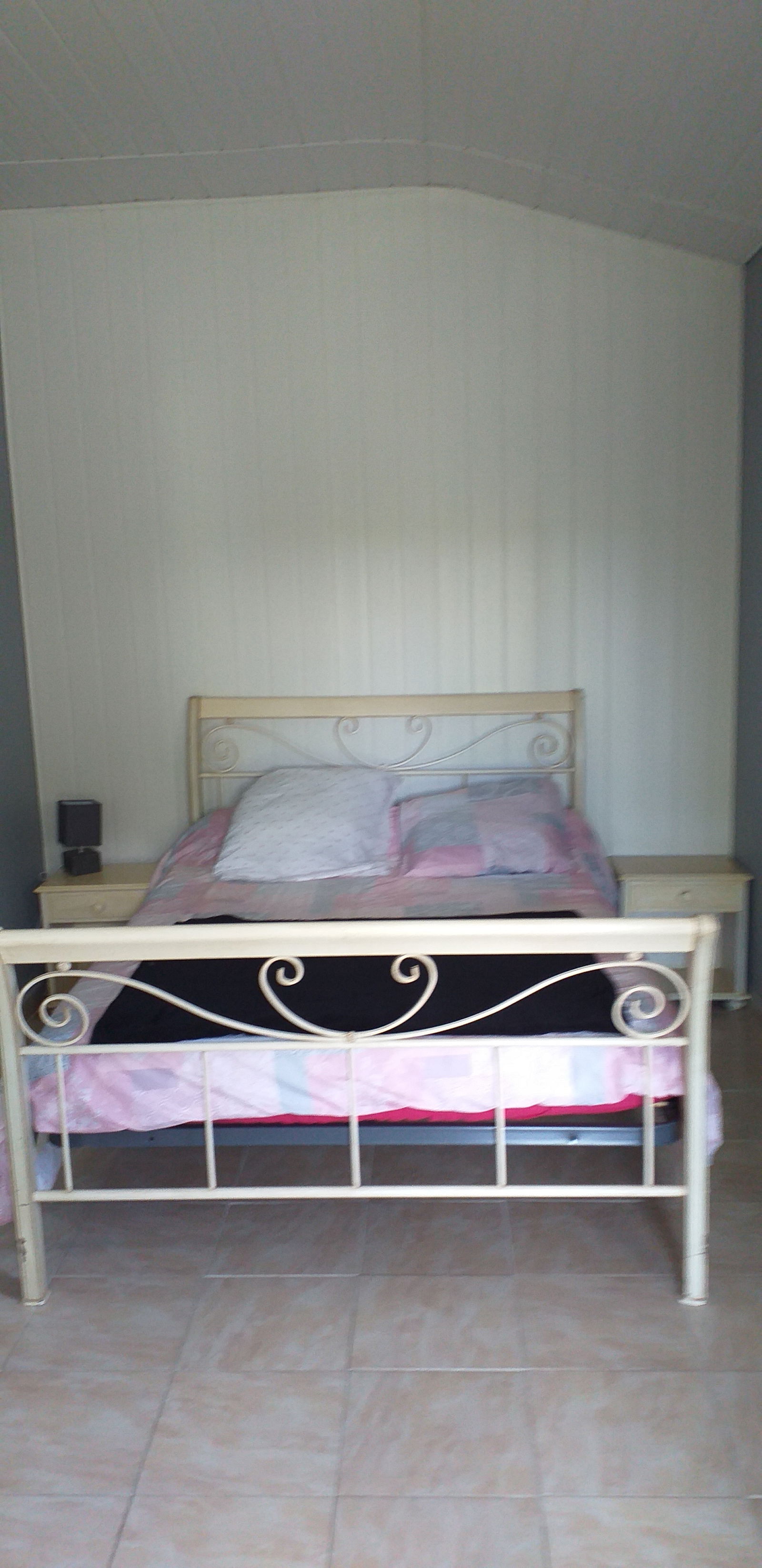 Homestay Saint-Vivien-de-Médoc 250621