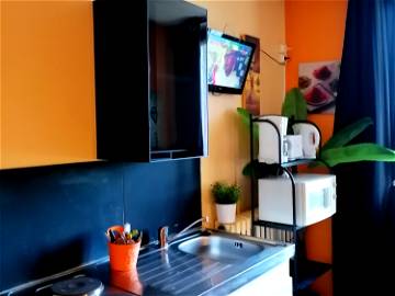 Roomlala | Independent Furnished Studio - For Rent - Nantes - "l'amazonia"