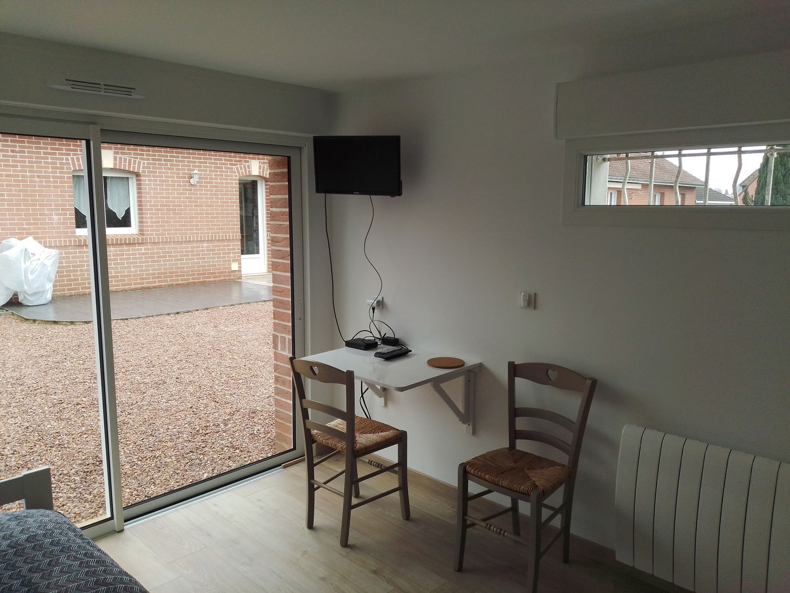 Independent Studio Dainville 255127