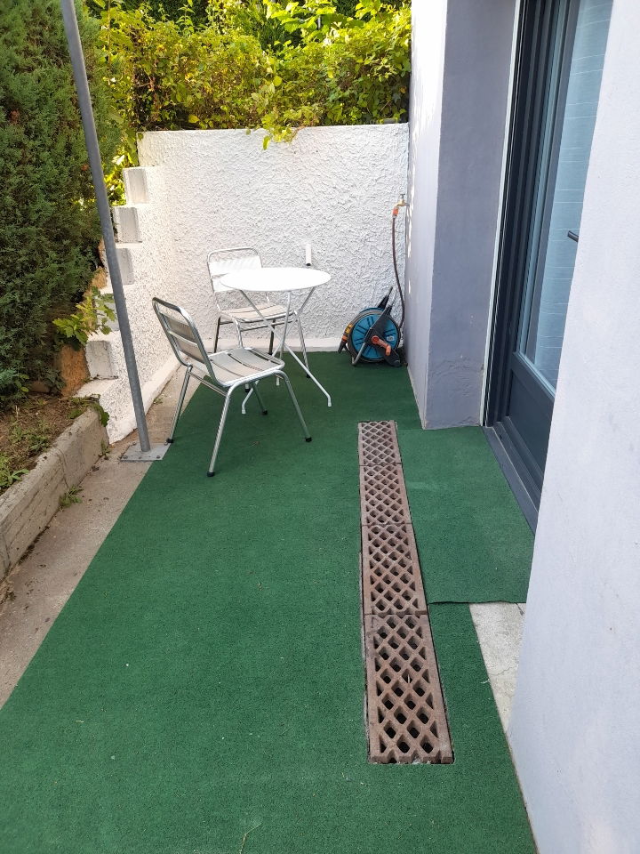 Homestay Champagne-au-Mont-d'Or 252161
