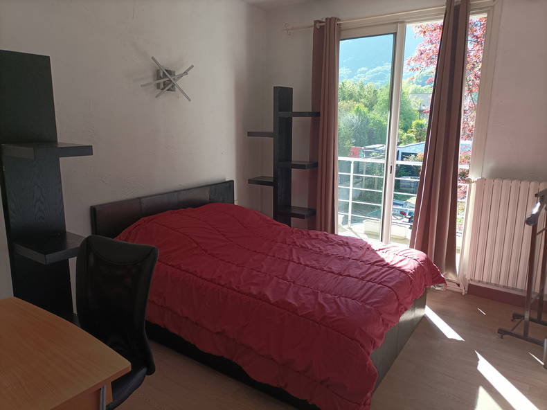 Homestay Sainte-Marie-d'Alloix 78708-1