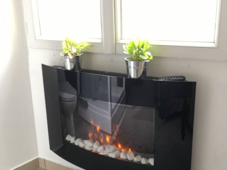 Entire Home Paris 58323-1