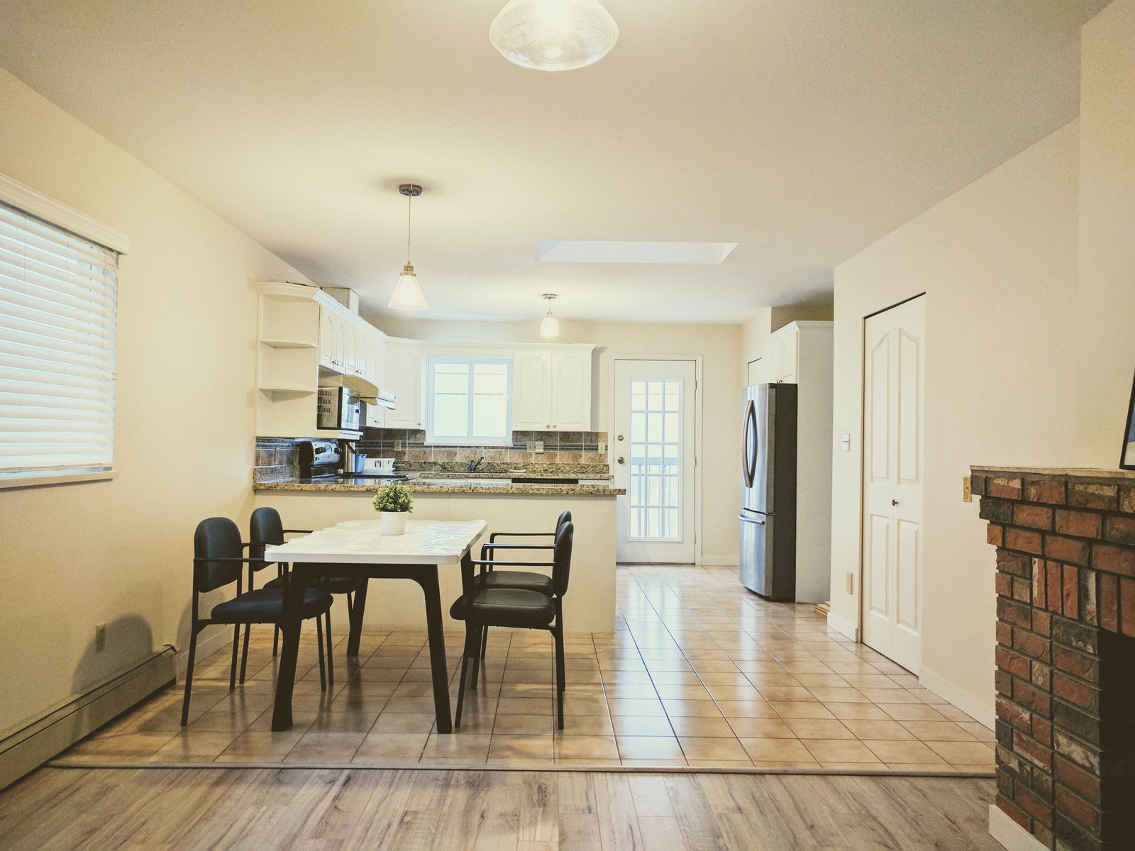 Coliving Burnaby 528500
