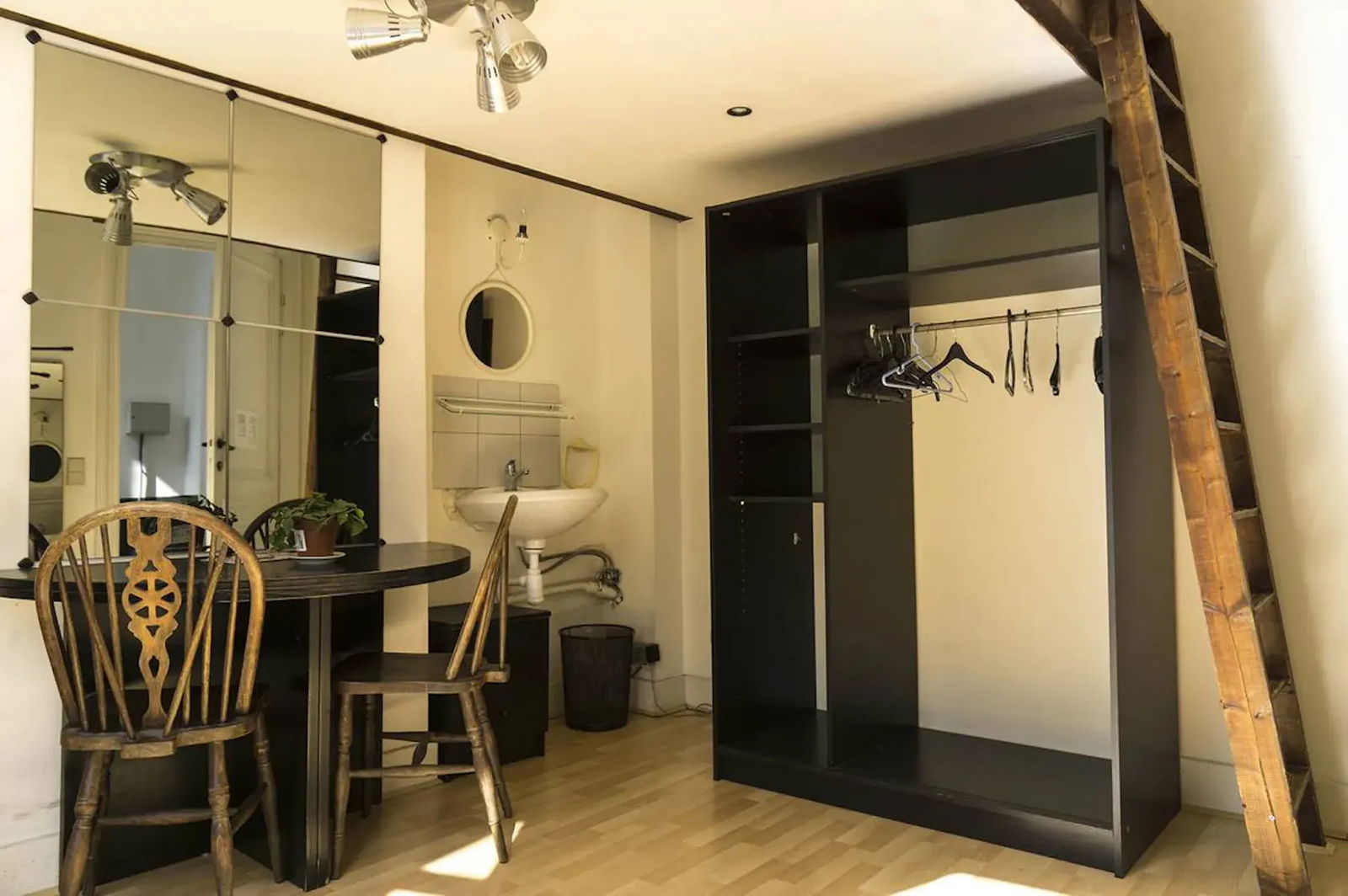 Zakwaterowanie U Rodziny Ixelles 377449