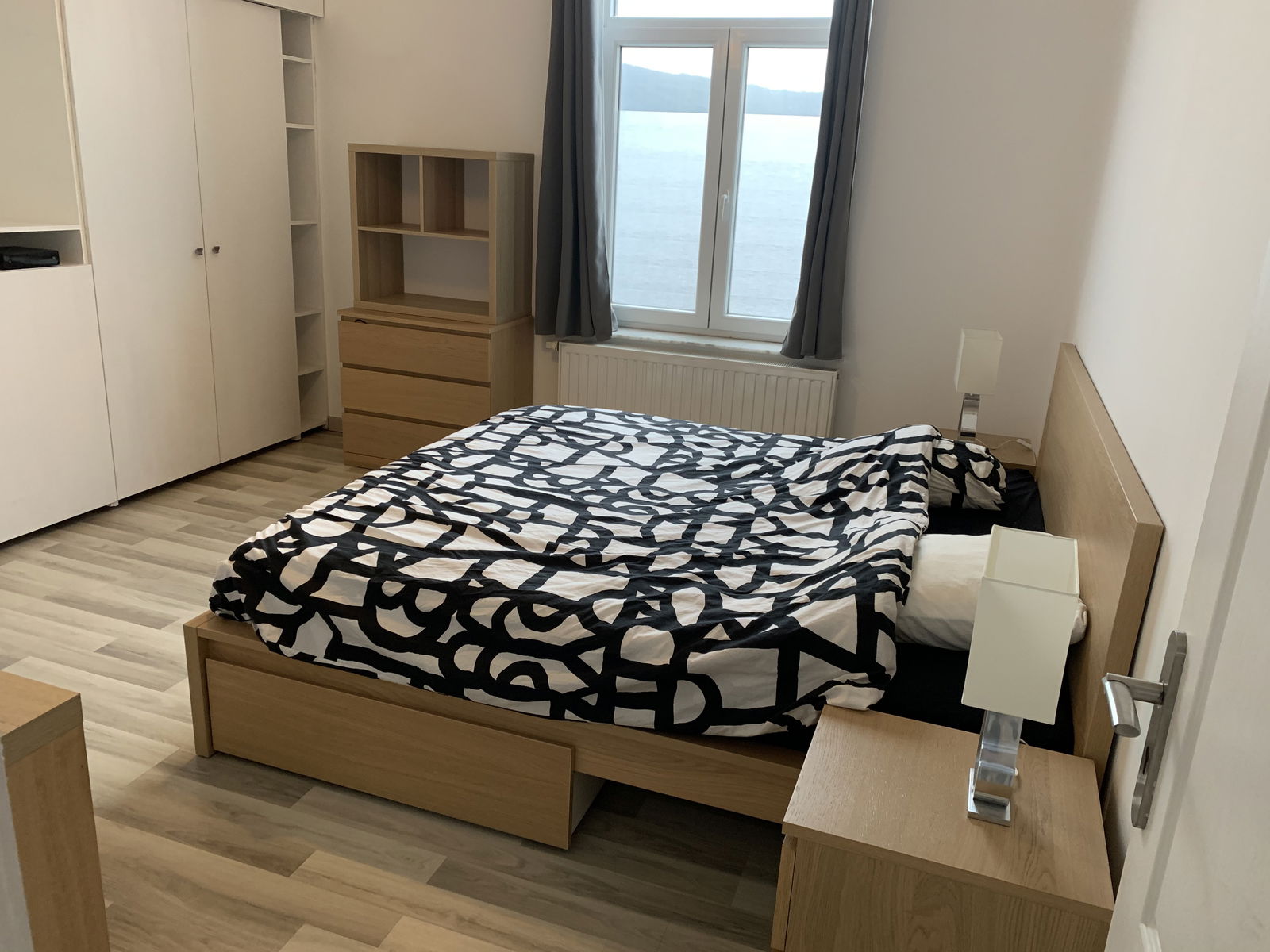 Itsenäinen Studio Charleroi 255565