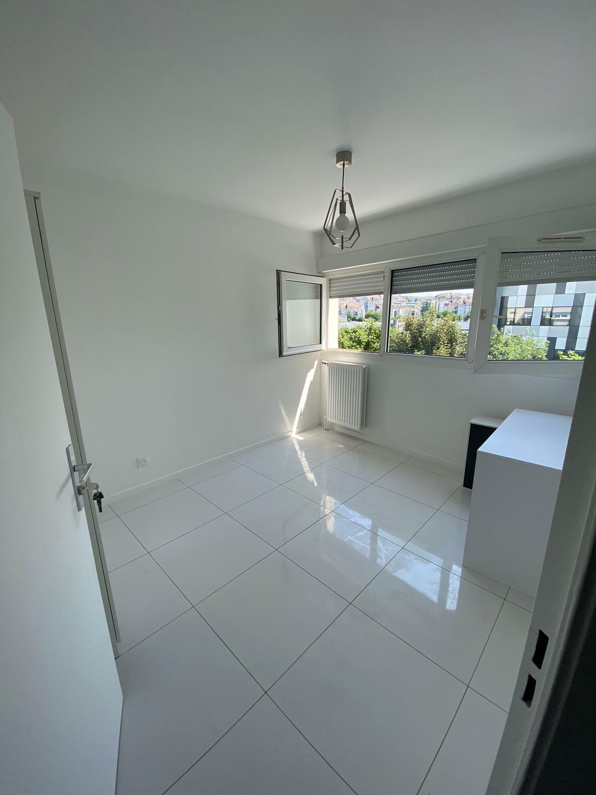 Järjestäminen Créteil 251553